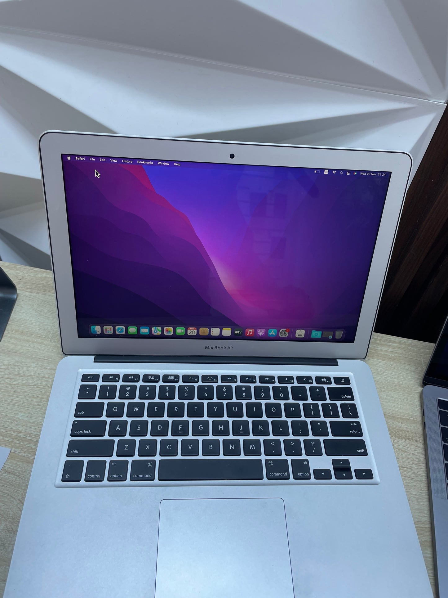 MacBook Air 13" 8GB RAM 128GB Disco Duro - Seminuevo