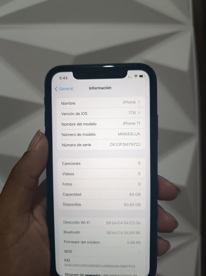 Apple Iphone 11 - 64GB Seminuevo